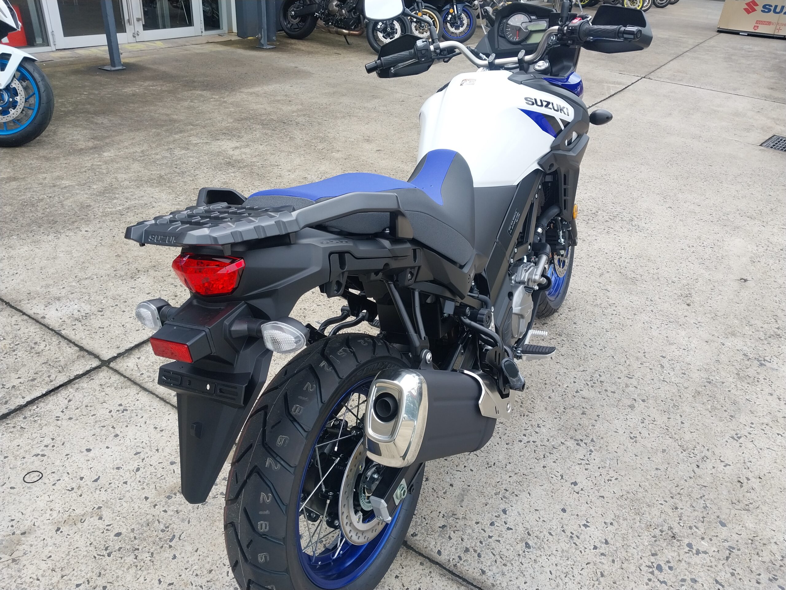 SUZUKI V-STROM 650XT LAMS 11 SUZUKI V-STROM 650XT LAMS - Image 11