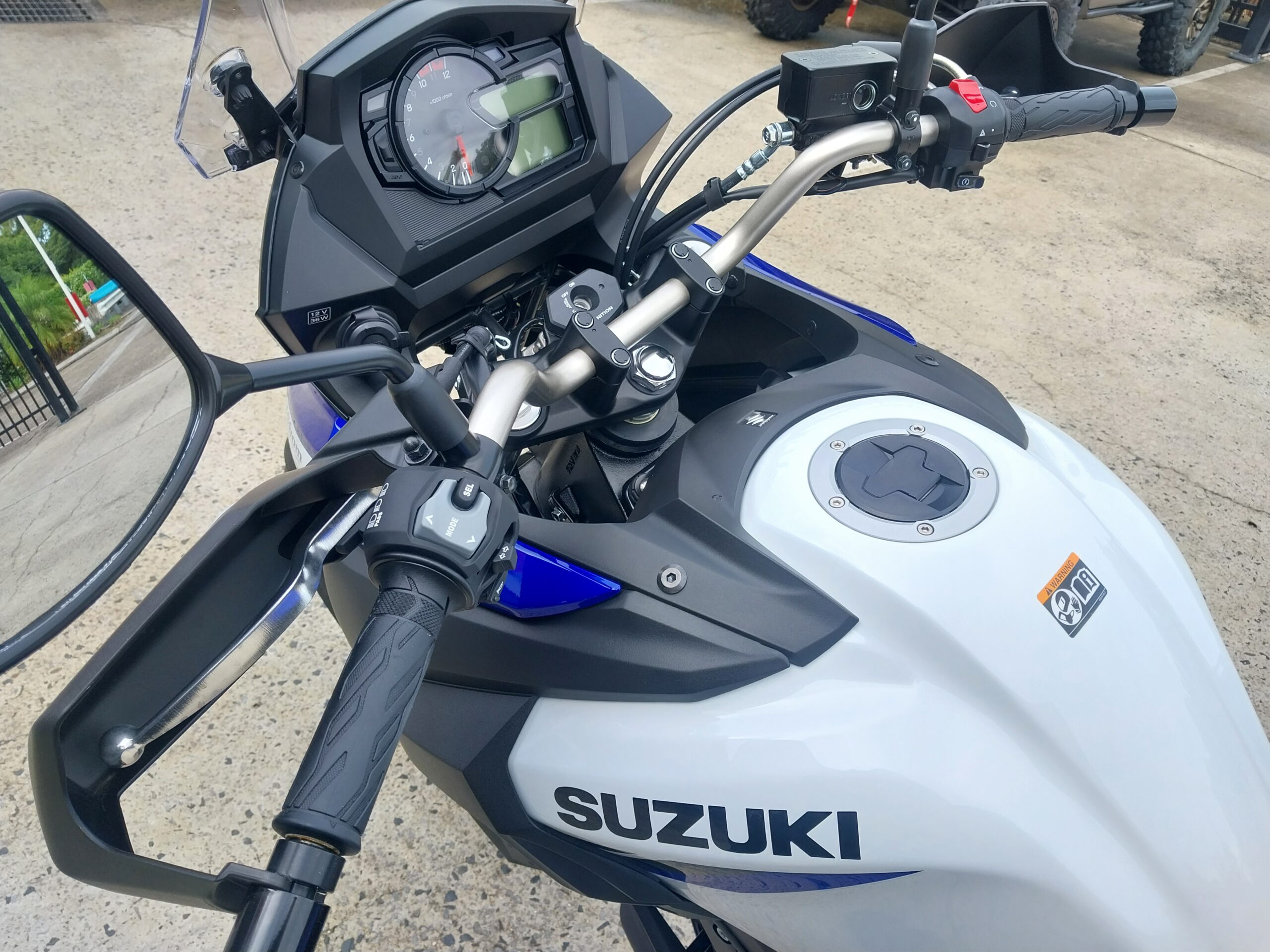 SUZUKI V-STROM 650XT LAMS 17 SUZUKI V-STROM 650XT LAMS - Image 17