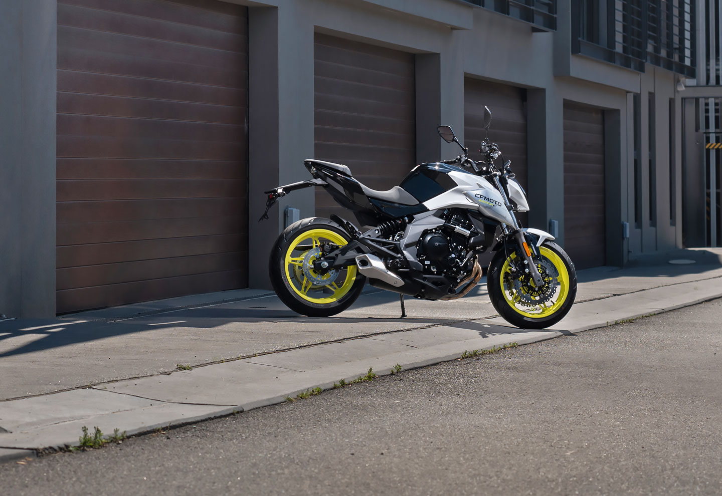 CFMOTO 650 NK ABS 2023 4 CFMOTO 650 NK ABS 2023 - Image 4