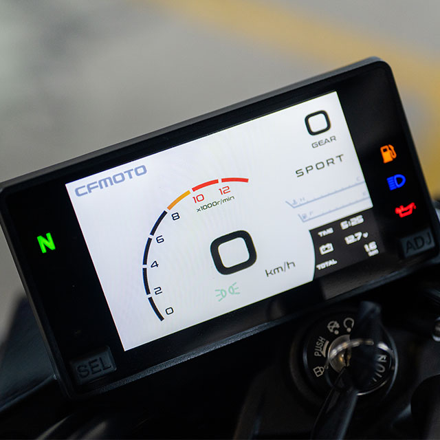 CFMOTO 650 NK ABS 2023 6 CFMOTO 650 NK ABS 2023 - Image 6