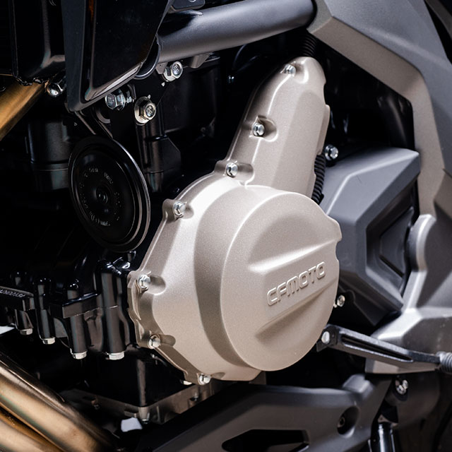 CFMOTO 650 NK ABS 2023 8 CFMOTO 650 NK ABS 2023 - Image 8