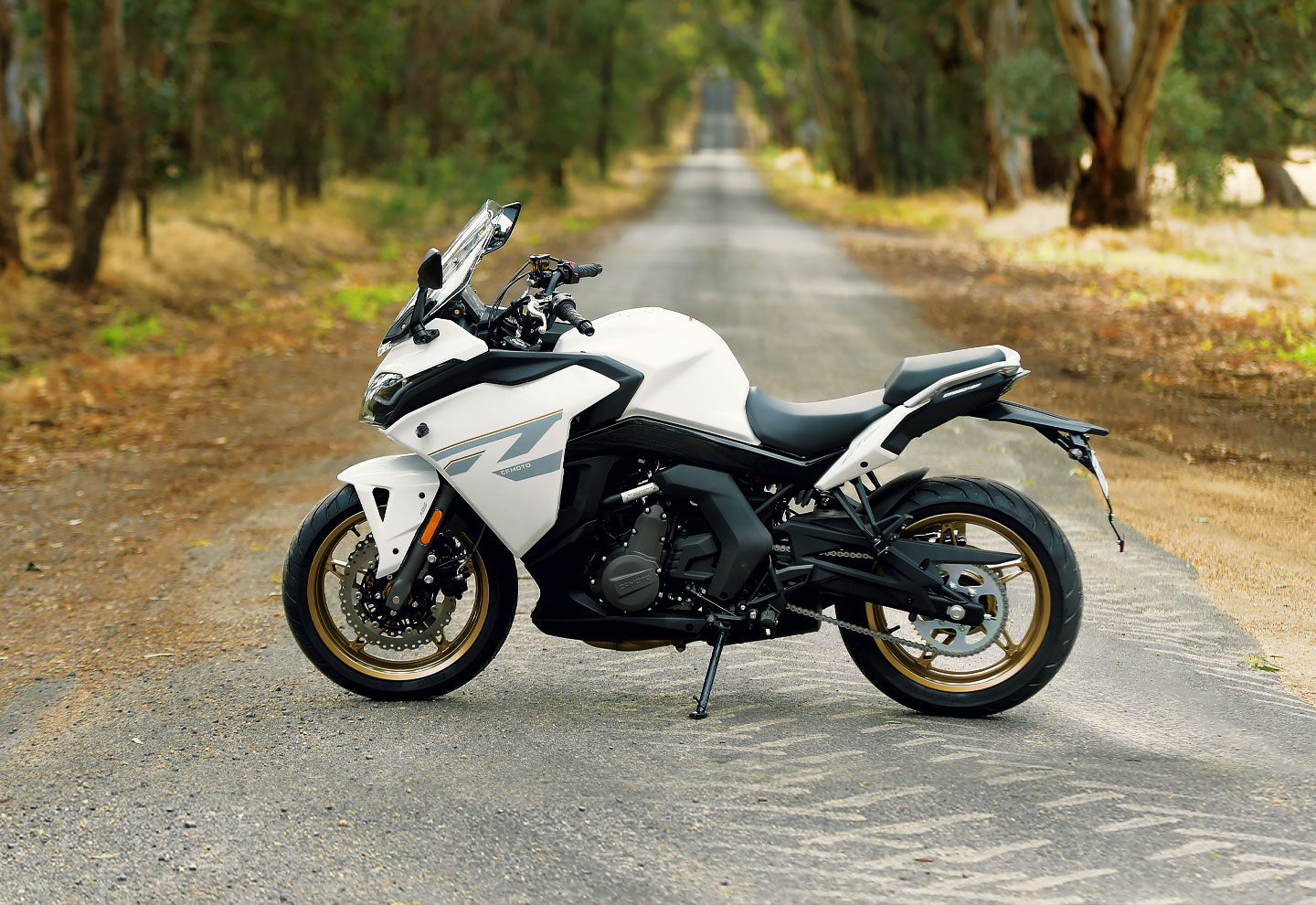 CFMOTO 650 GT ABS 2022 5 CFMOTO 650 GT ABS 2022 - Image 5