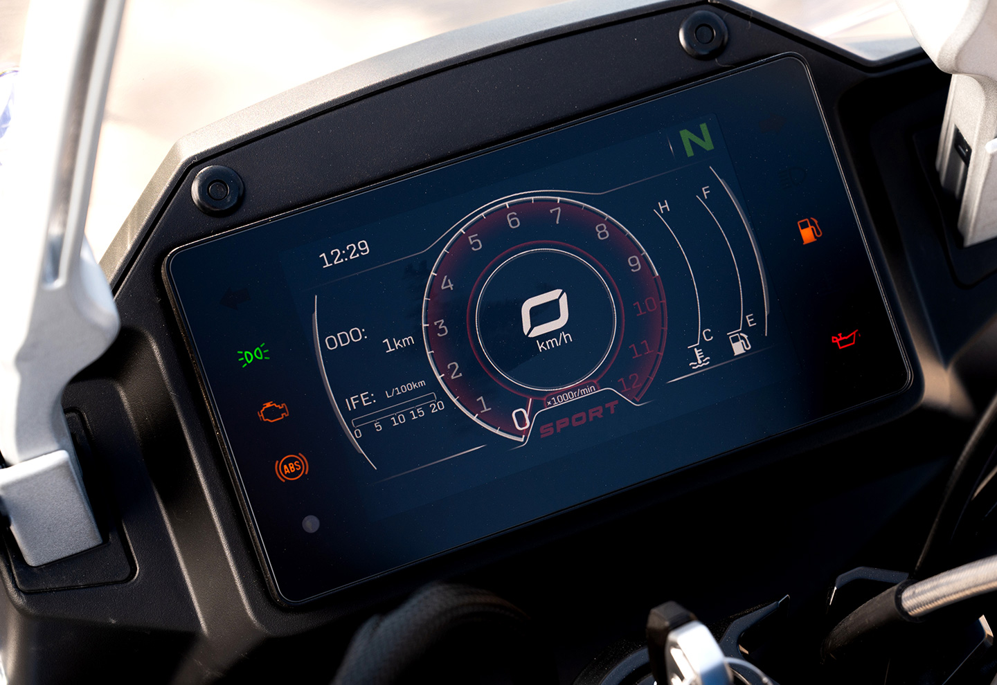 CFMOTO 650 GT ABS 2022 3 CFMOTO 650 GT ABS 2022 - Image 3