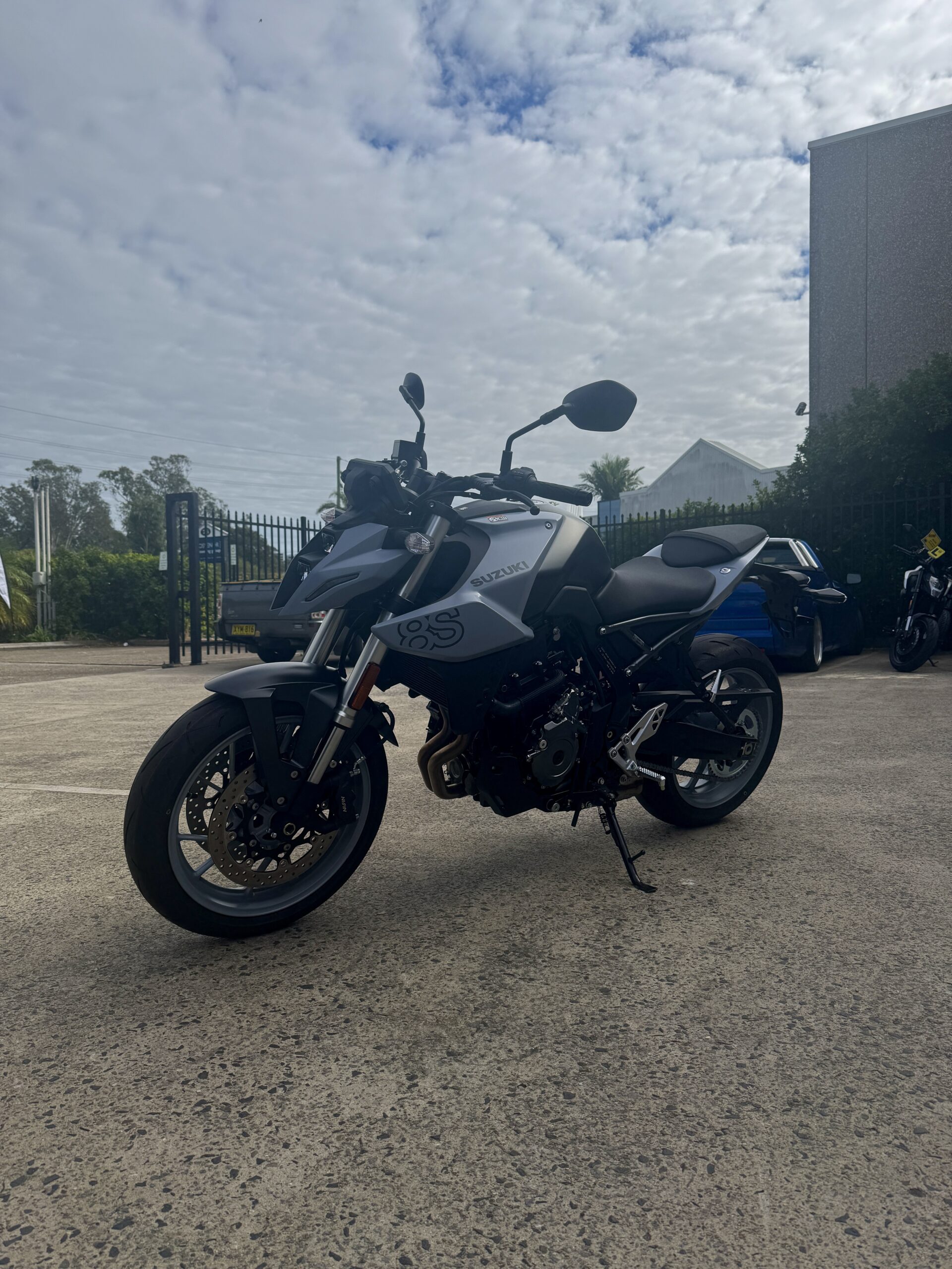 SUZUKI GSX-8S DEMO 5 SUZUKI GSX-8S DEMO - Image 5